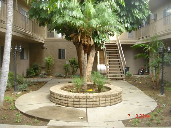 3rd image of 7348 Milton Ave APT 10