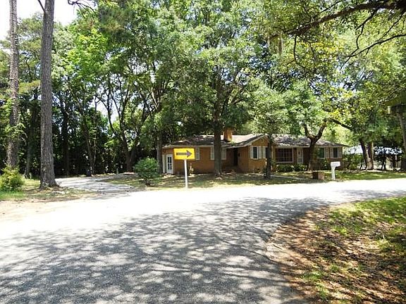 3rd image of 2234 Margaret Dr