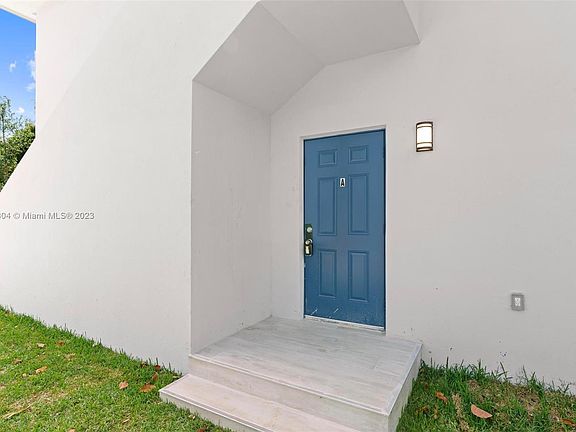3rd image of 4736 NW 15th Ct