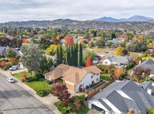 1525 El Capitan Dr, Redding, CA 96001