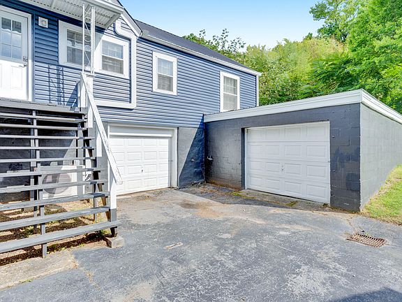 5th image of 210 Woodrow Ave