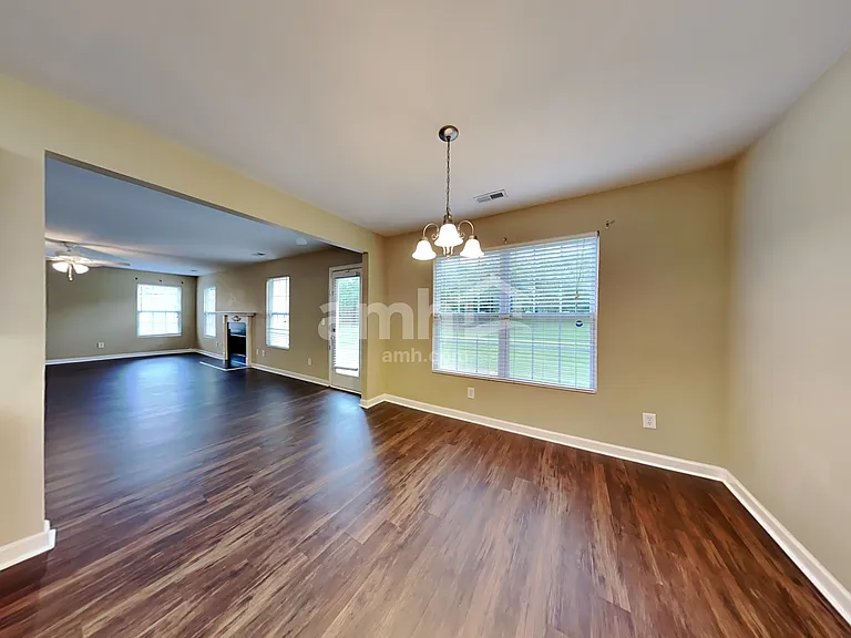 3405 Rocket Ct — Photo 4