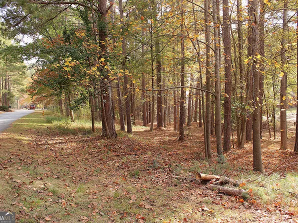 30 Melody Farms Dr, Hartwell, GA 30643