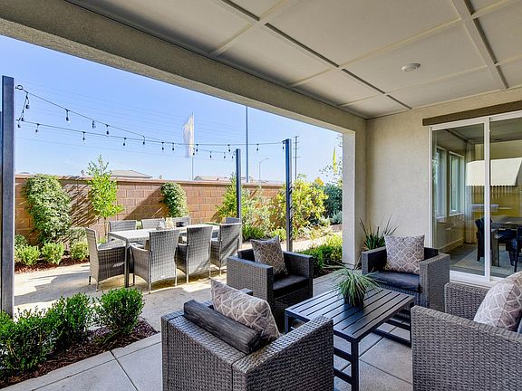 Radiance Plan 2 Model Home Backyard