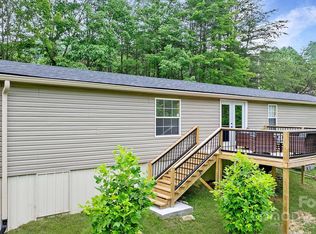 8692 Lambs Way, Connelly Springs, NC 28612