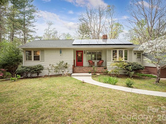2nd image of 50 Rainbow Ridge Rd