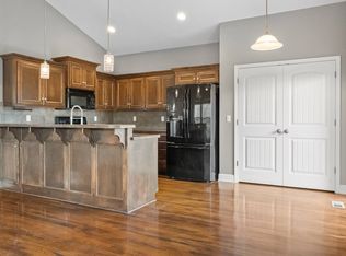 11141 S Woodsonia Dr #11, Olathe, KS 66061