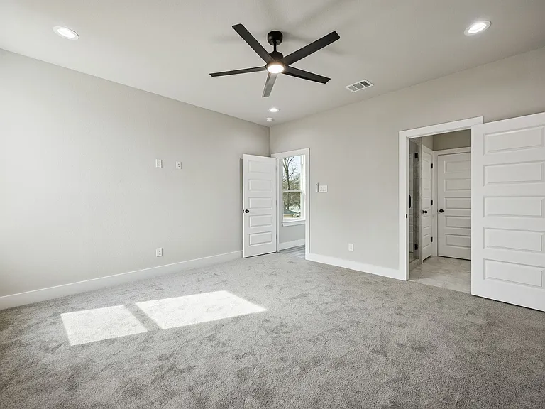 3703 York St — Photo 12