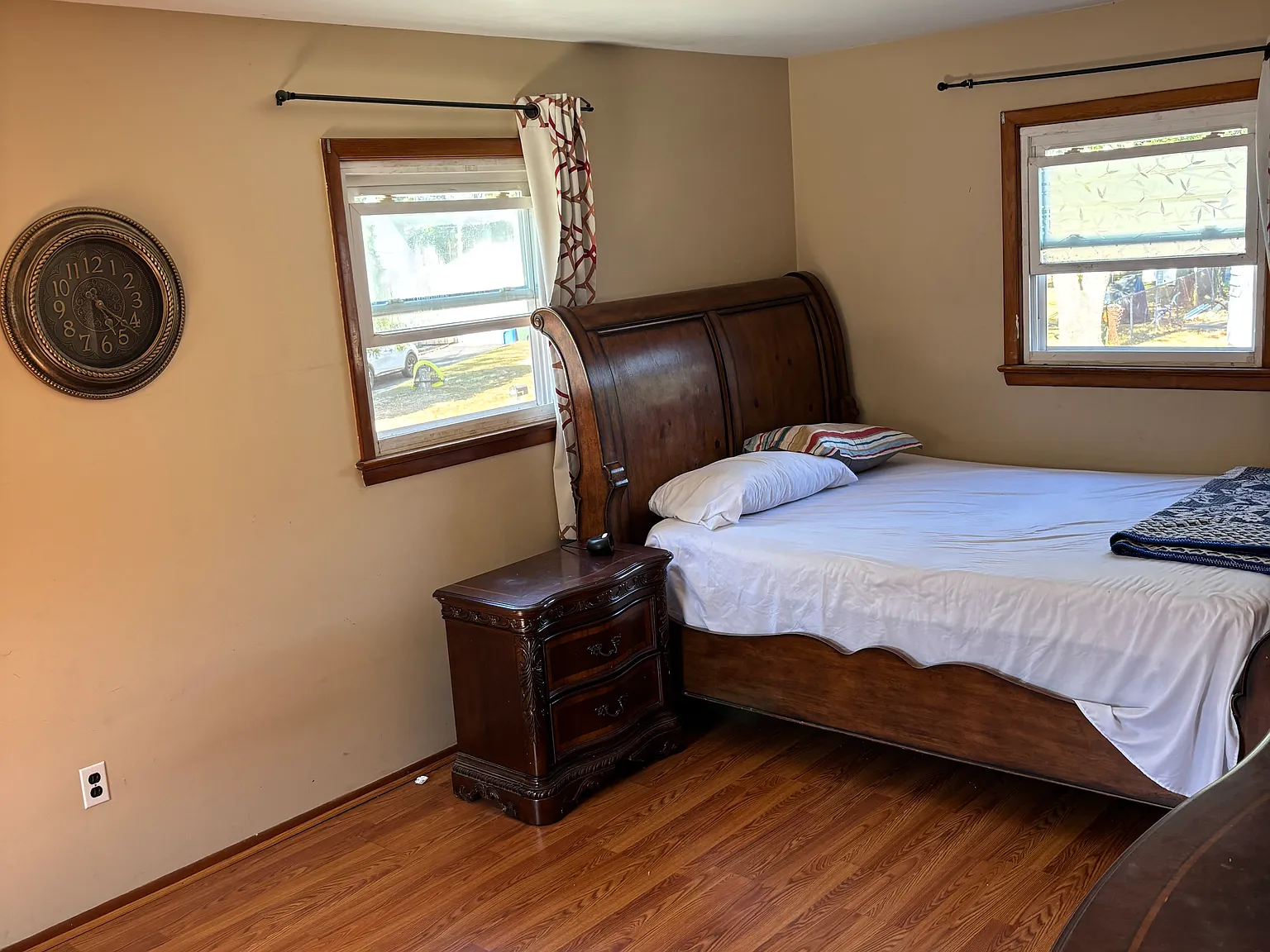 1 bed, 1.5 bath, 1012 sqft, $1,200 — Photo 3