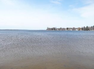 1329 E Houghton Lake Dr, Houghton Lake, MI 48629