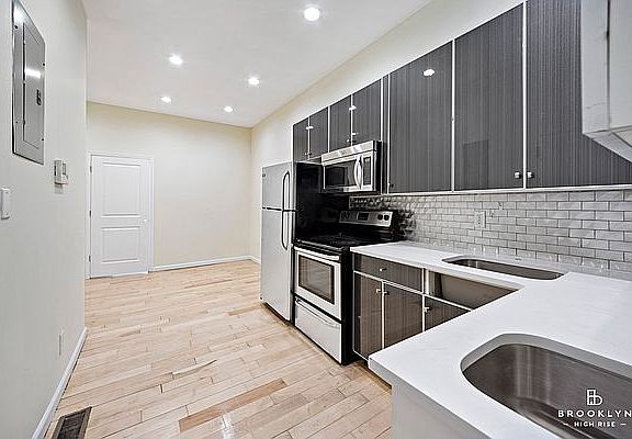 3rd image of 545 Marcy Ave #1R
