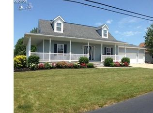 4709 E Marina Ave, Port Clinton, OH 43452
