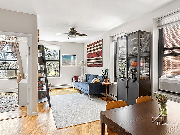 4th image of 115 Eastern Pkwy APT 4F