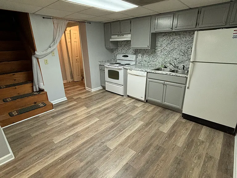293 Etheridge Rd #B — Photo 5