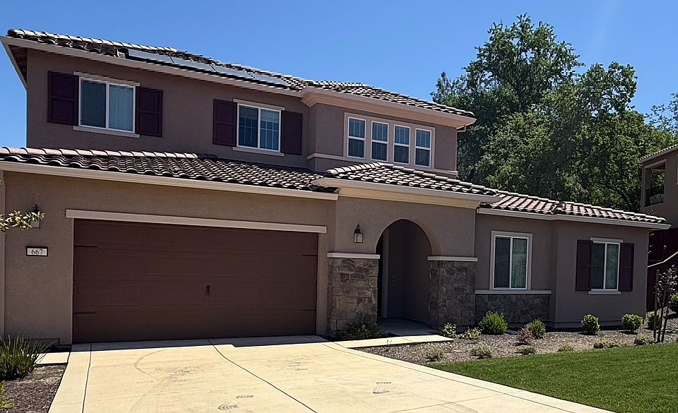 1st image of 667 Lincoln Ct