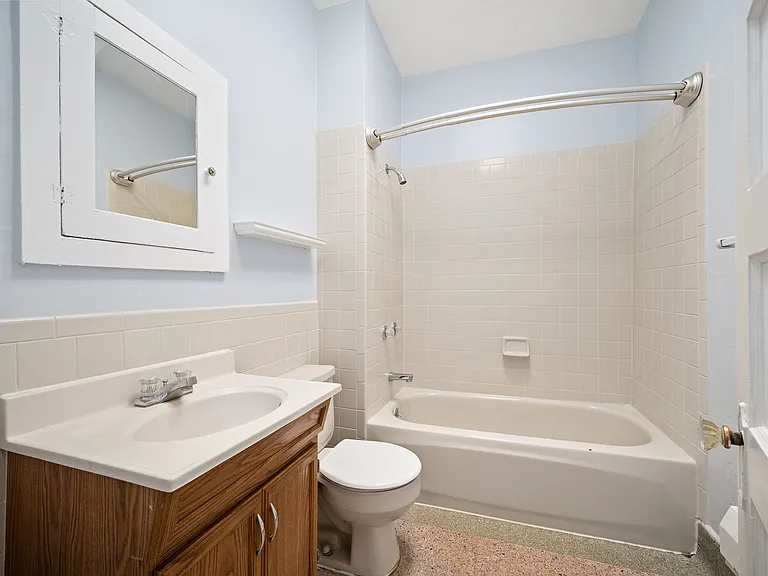 1825 N Elm St #3 — Photo 7