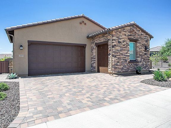 3rd image of 13193 W Nadine Way