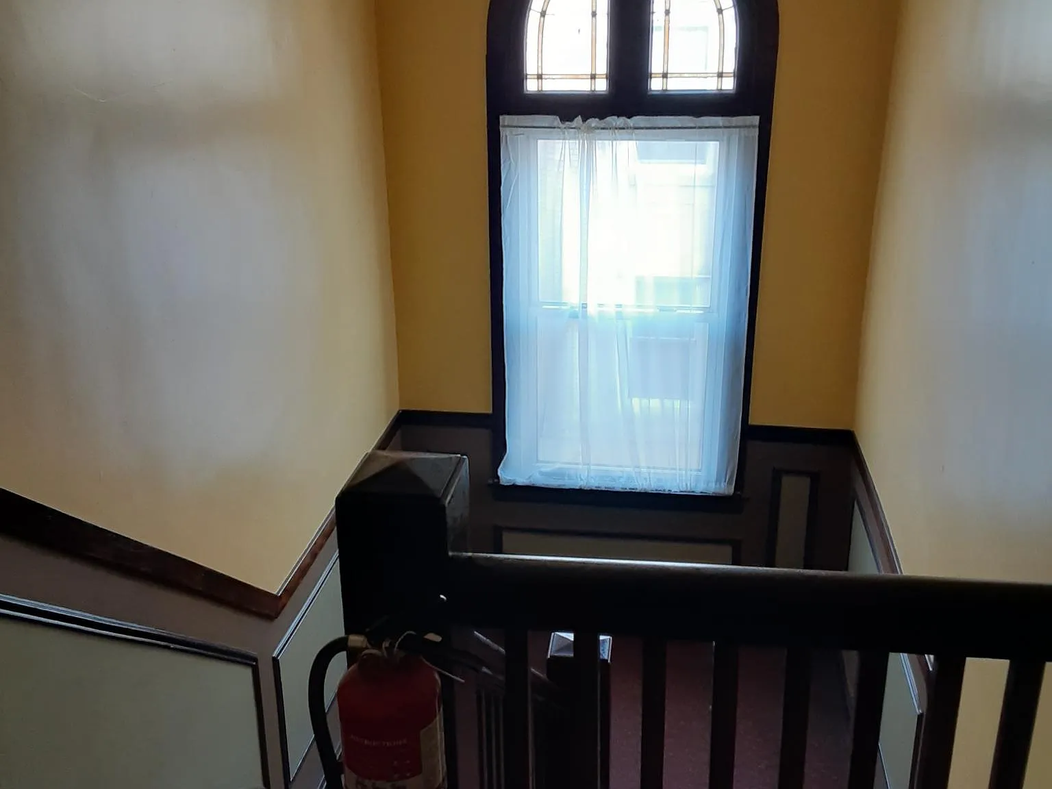 3408 W Foster Ave — Photo 2
