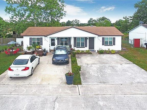 3rd image of 6920 Edgefield Ln #1