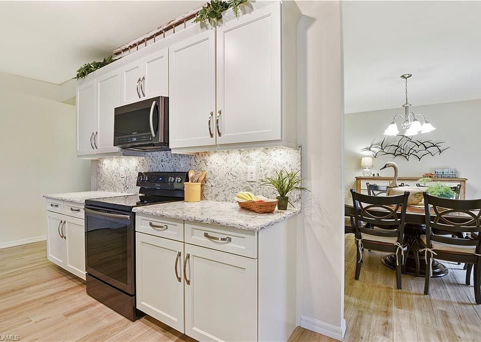 1st image of 10333 Canal Brook Ln