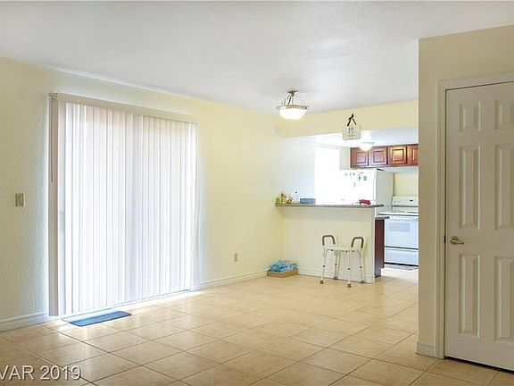 4th image of 5383 Indian River Dr Unit 325