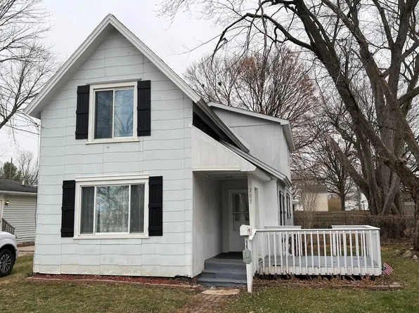205 W Perry St, Durand, MI 48429