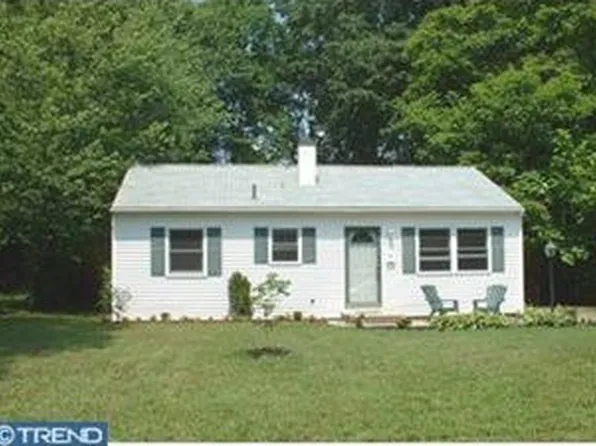 13 Marion Ave, Westville, NJ 08093