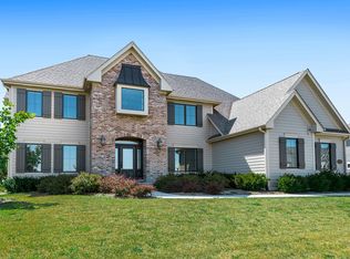 3683 Bellamere Ln, Elgin, IL 60124