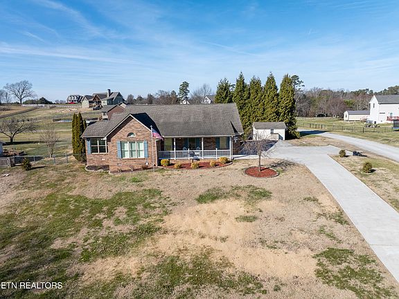 2nd image of 4259 Paradise Hills Dr