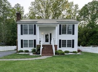 9630 Lost Forest Dr, North Chesterfield, VA 23237