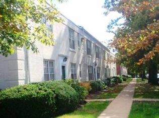 383 N Glebe Rd APT 1, Arlington, VA 22203