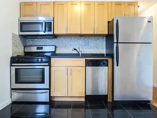 Rented by Aclawrence | media 27