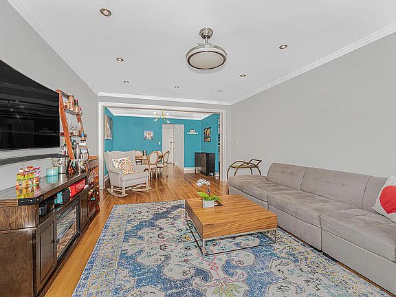 2nd image of 445 W 240th St APT 2A