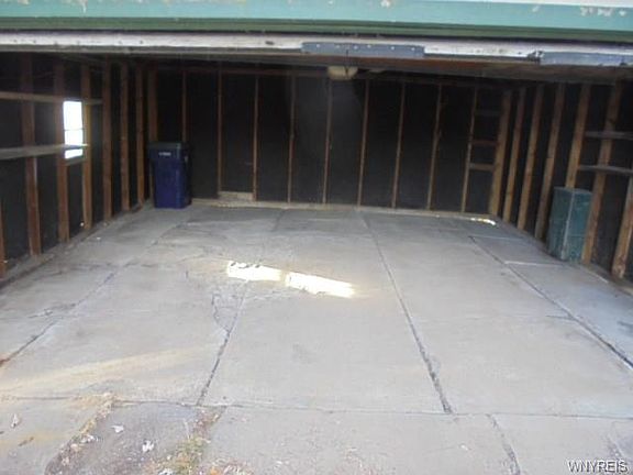 3rd image of 6980 Campbell Blvd