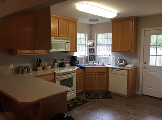 463 Avalon Villa Dr, Ponchatoula, LA 70454