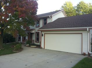 2017 Kathy Ct, Waukesha, WI 53188