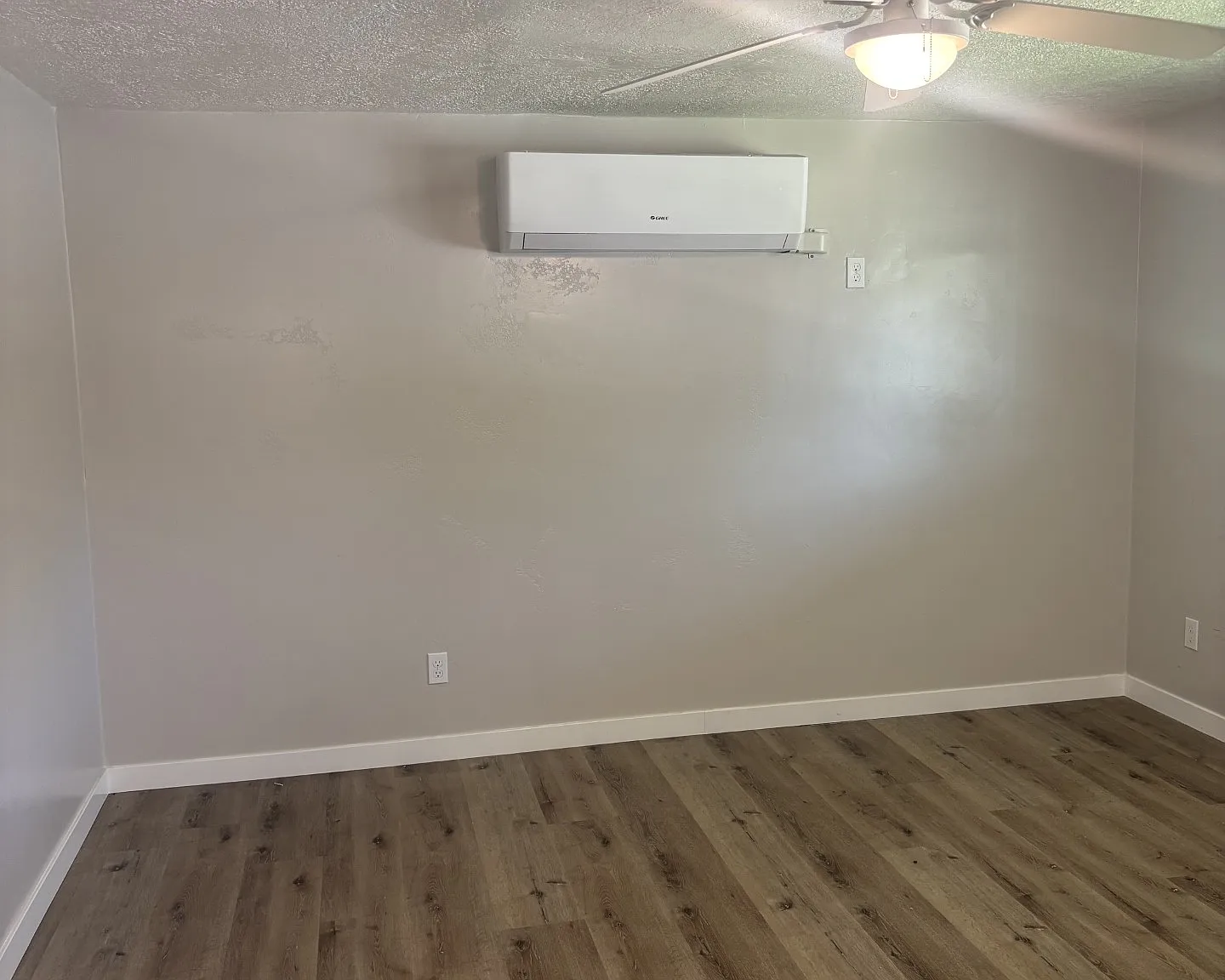 2 bed, 800 sqft, $1,300 — Photo 4