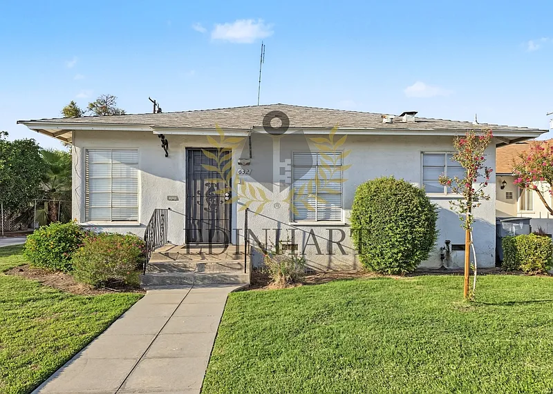 2 bed, 1.0 bath, 886 sqft, $1,500 — Photo 2