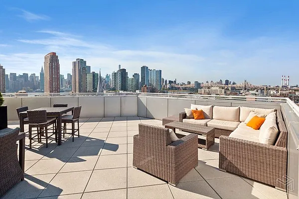 Rented by Halstead Real Estate | media 27