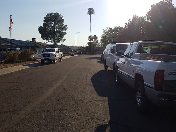 4th image of 717 E Yale Dr