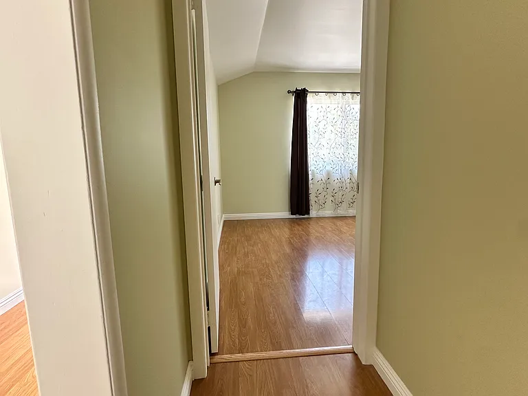 14552 Runnymede St — Photo 25