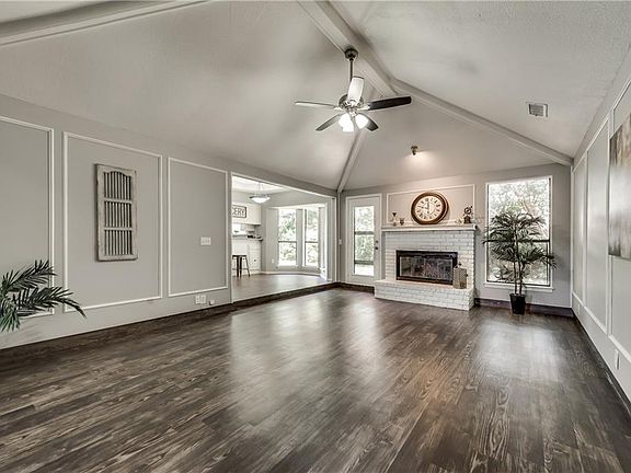 5th image of 1110 Candlewood Dr