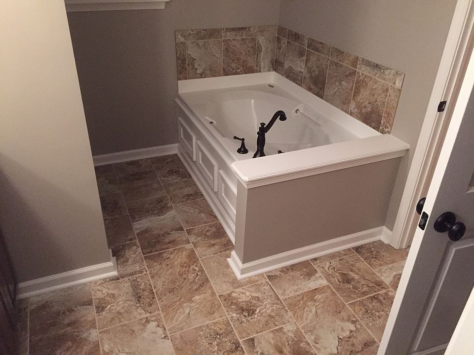 1st image of 312 Wanatah Cir