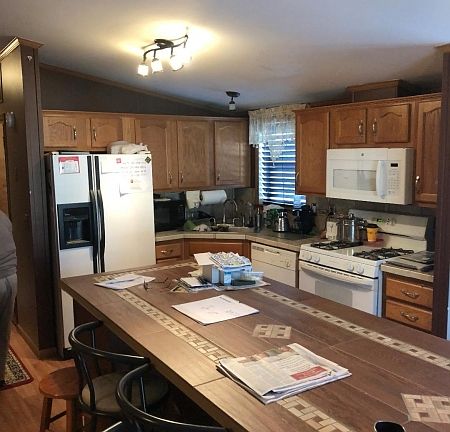 2nd image of 8 Cedar Ln