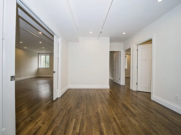 120 S 2nd St #3A — Photo 9