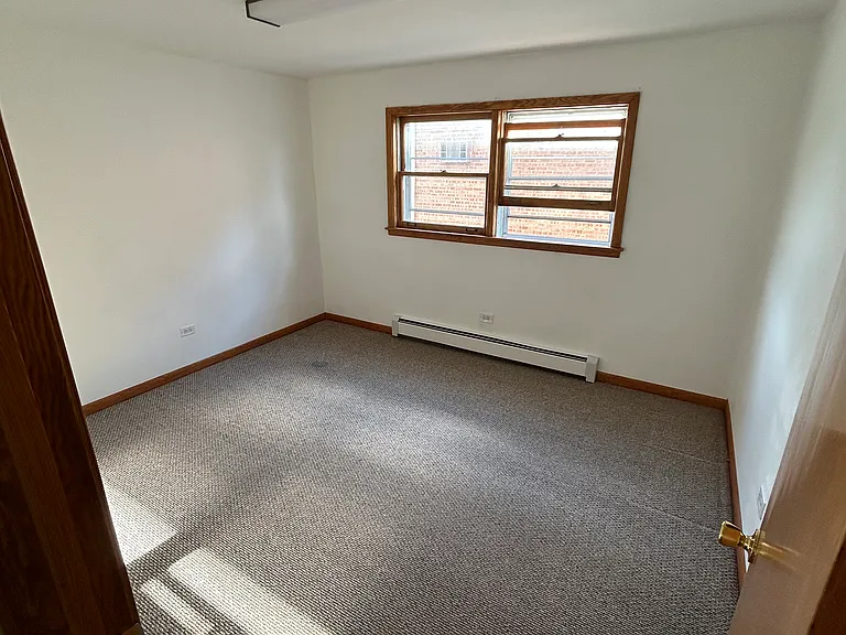 6104 W 87th St #1 — Photo 8