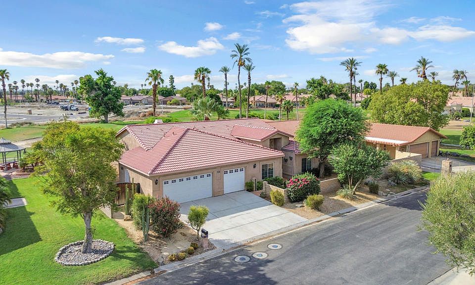 1st image of 48690 Hepburn Dr