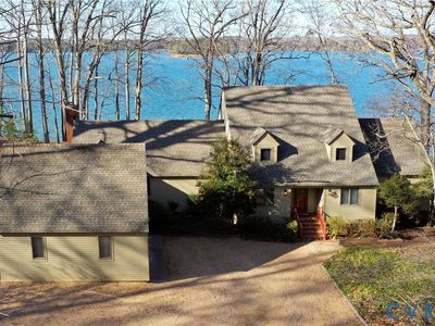 877 Twiggs Ferry Rd, Hartfield, VA, 23071
