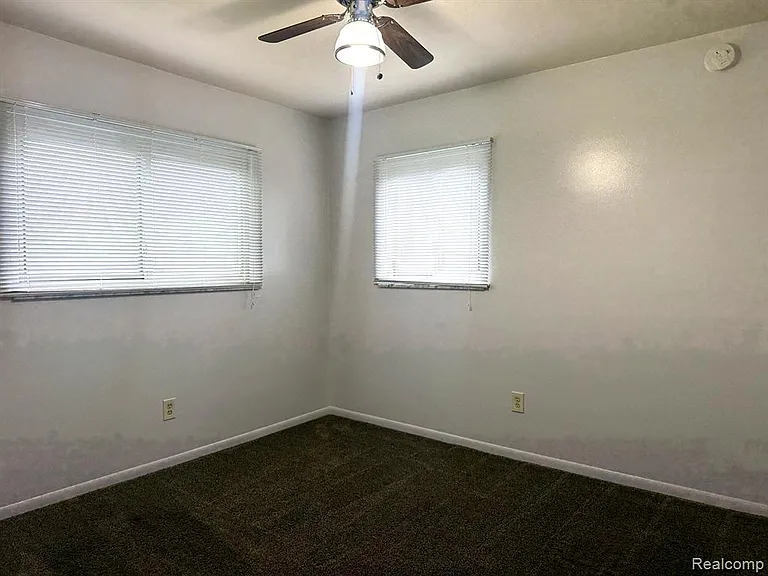 1245 Derby Rd #4 — Photo 12