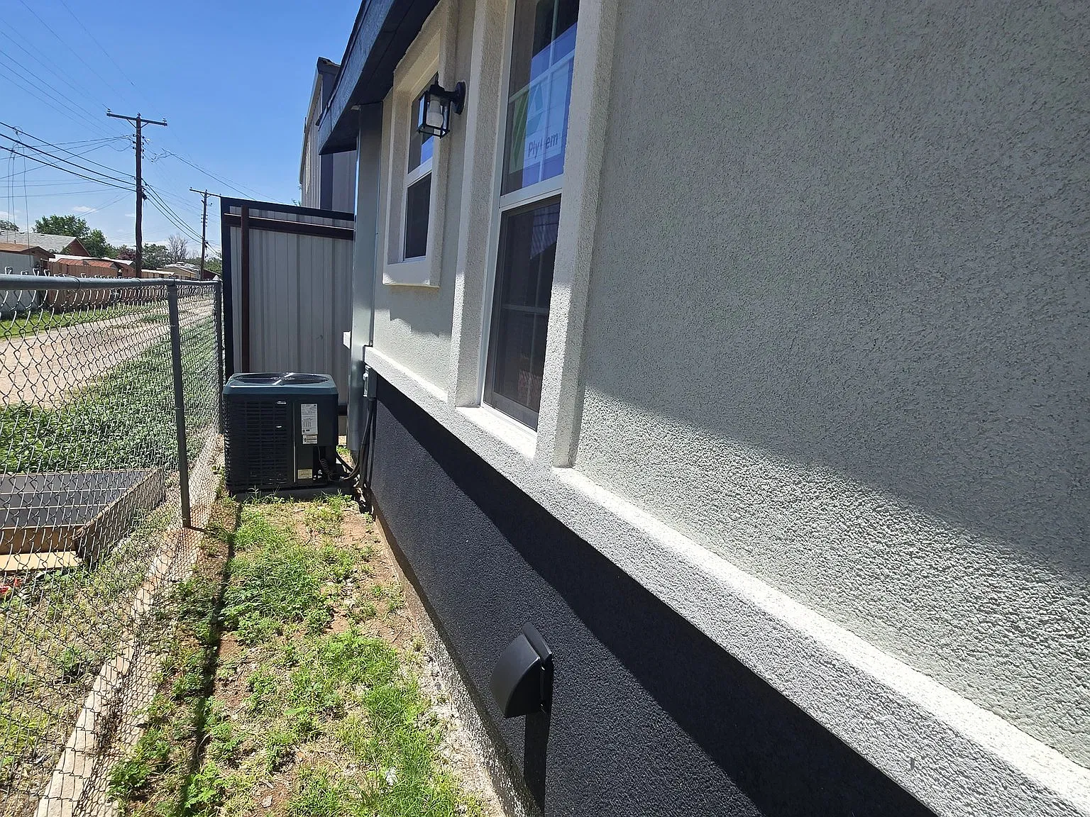Cozy 1 Bed/1 Bath Home $1200/mo — Photo 2